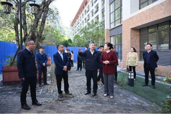 柳州市民政局启动“白云医康养综合服务中心”项目(图5)