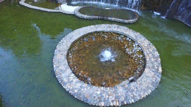 “神汤奇水”孕育特色康养去年超40万游客来保山龙陵泡温泉(图2)