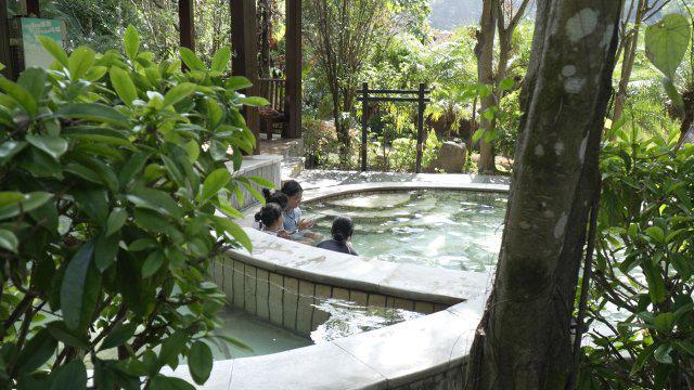 “神汤奇水”孕育特色康养去年超40万游客来保山龙陵泡温泉(图4)