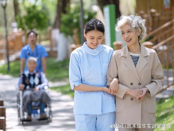 智慧健康养老实训室：开启智慧养老人才培育新征程(图3)