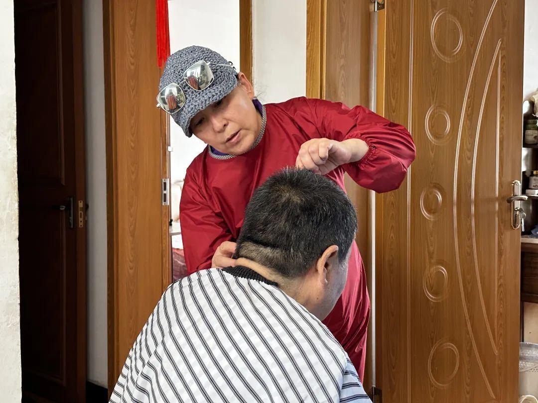 乌海市海勃湾推出“家门口养老”新模式(图2)