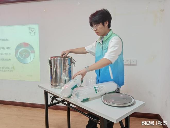 广东医科大学药香康养联盟队走进遂溪县青少年宫开展中医药义教(图3)
